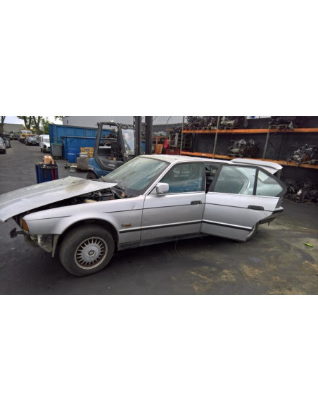 Optique avant secondaire gauche (feux)(clignotant) BMW SERIE 5 E34 Diesel