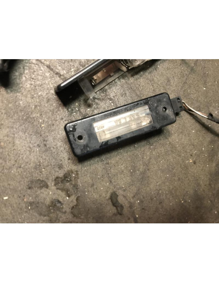 Eclairage de plaque BMW SERIE 5 E34 Diesel