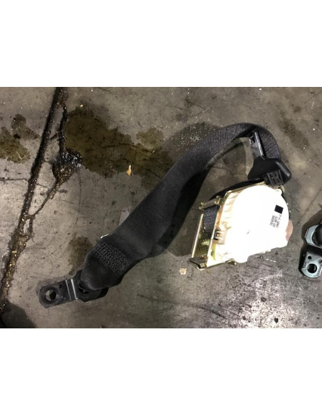 Ceinture arriere gauche BMW X3 E83 PHASE 1 Diesel
