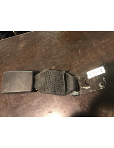 Attache ceinture arriere centrale BMW  
