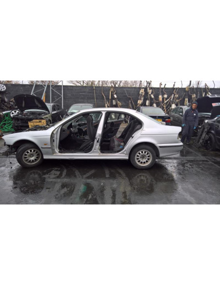 Support de pare chocs avant BMW SERIE 5 E39 PHASE 2 Diesel