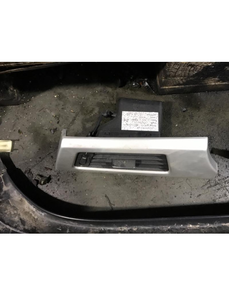 Aerateur tableau de bord avant gauche BMW SERIE 3 E90 PHASE 1 Diesel