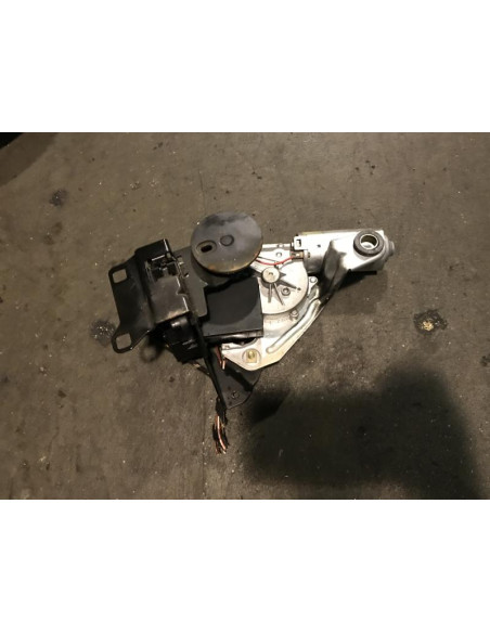 Moteur essuie glace arriere BMW  