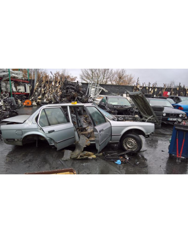 Custode arriere droit (porte) BMW SERIE 3 E30 Essence