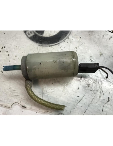 Pompe lave glace avant BMW SERIE 3 E30 