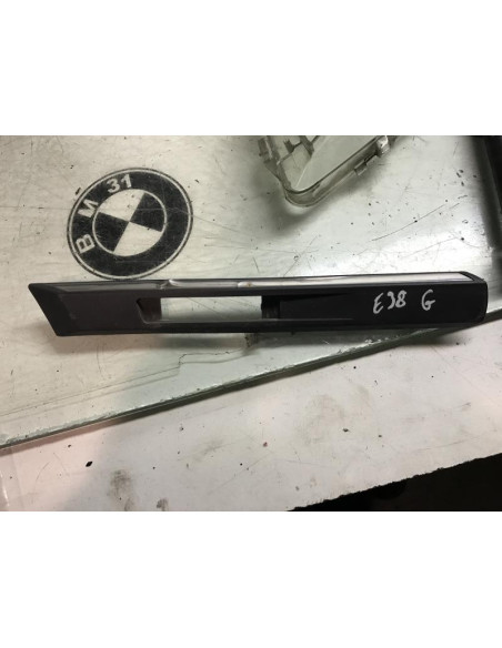 Aile avant gauche BMW SERIE 7 E38 