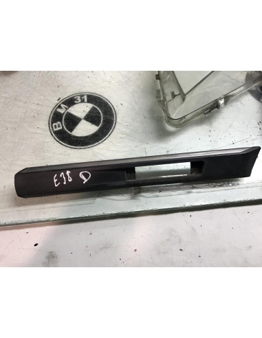 Aile avant droit BMW SERIE 7 E38 