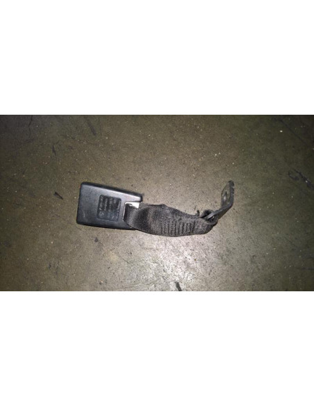 Attache ceinture arriere gauche BMW SERIE 1 E87 PHASE 1 