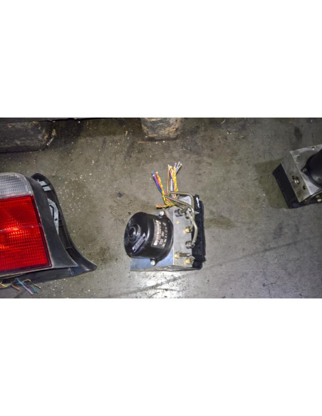 Bloc ABS (freins anti-blocage) BMW SERIE 3 (E46) 