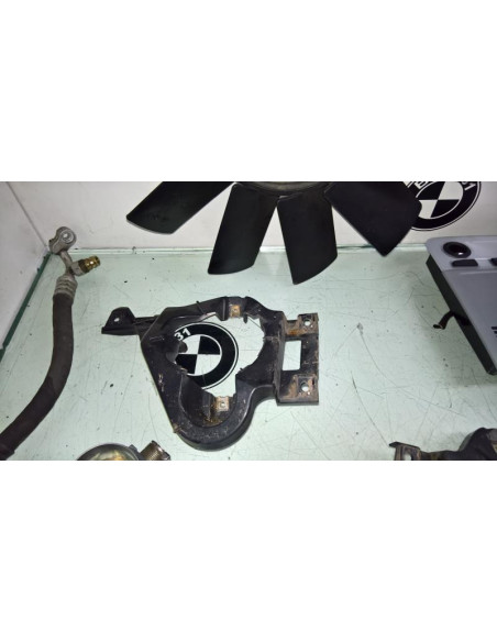 Support anti brouillard avant BMW SERIE 1 (E87) PHASE 1 