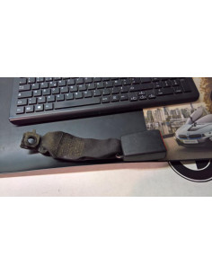 Attache ceinture arriere centrale BMW SERIE 3 E46 COMPACT PHASE 1 Diesel