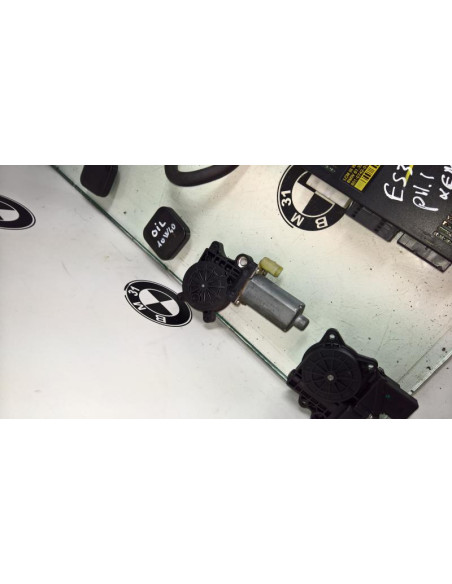 Moteur leve vitre avant droit BMW  