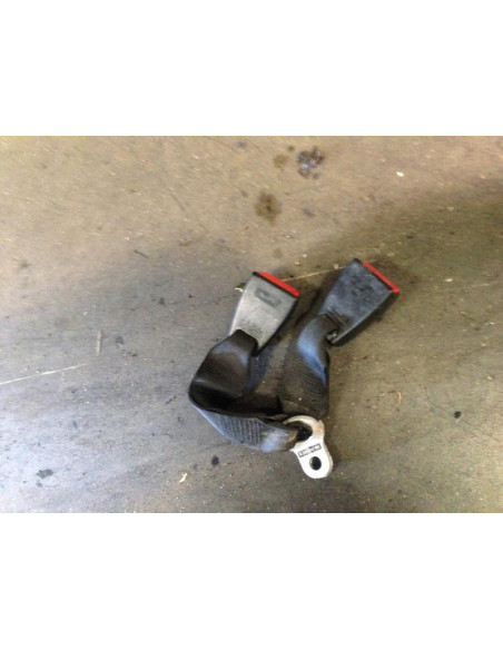 Attache ceinture arriere droit BMW  