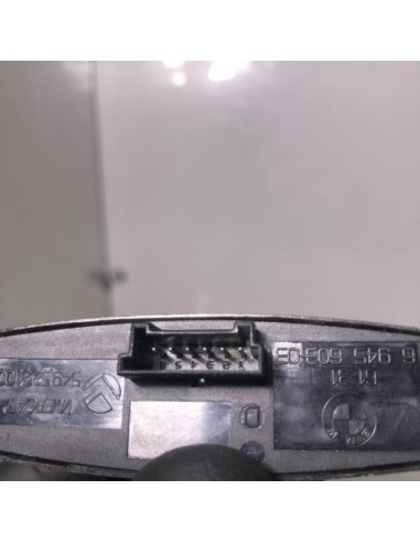 Bouton de warning BMW SERIE 1 E81 