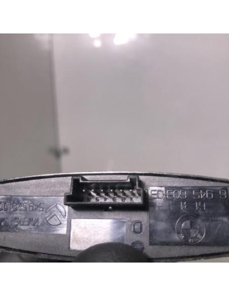 Bouton de warning BMW SERIE 1 E81 