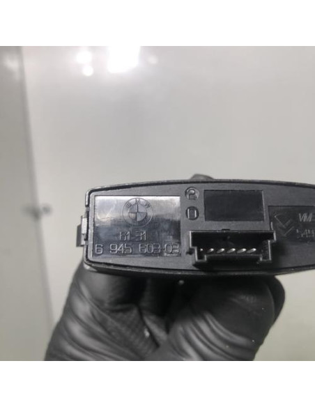 Bouton de warning BMW SERIE 1 E81 