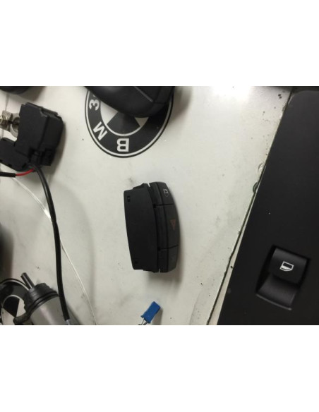 Bouton de warning BMW  