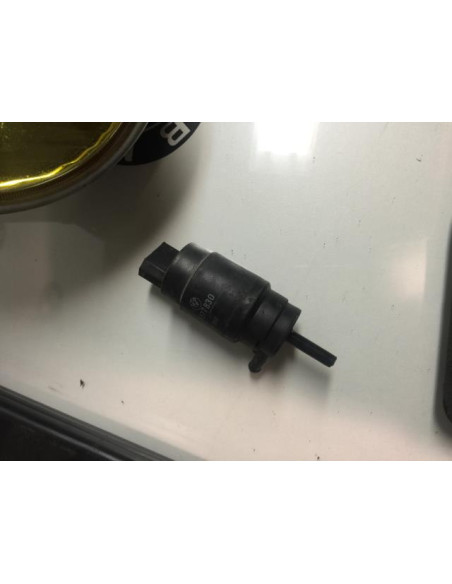 Pompe lave glace avant BMW  
