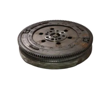 Volant moteur BMW SERIE 1 F21 PHASE 1 Diesel