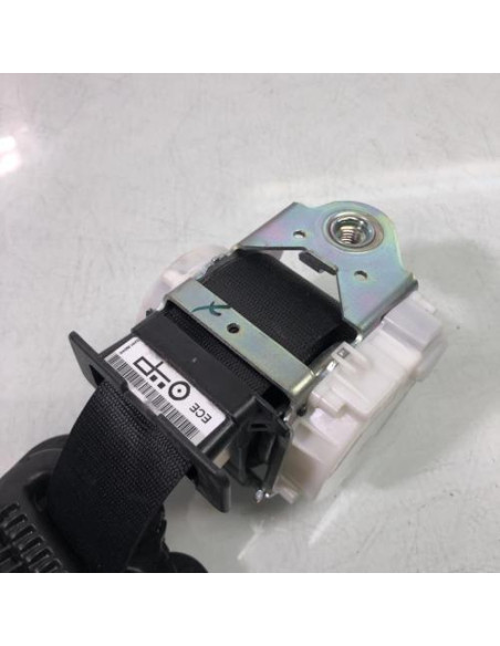 Ceinture avant droit BMW SERIE 1 E81 Diesel