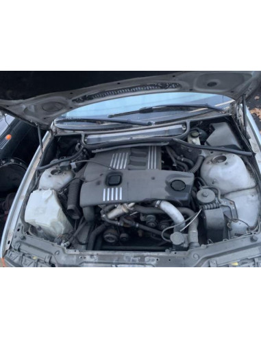 Cache moteur  BMW SERIE 3 E46 PHASE 1 Diesel