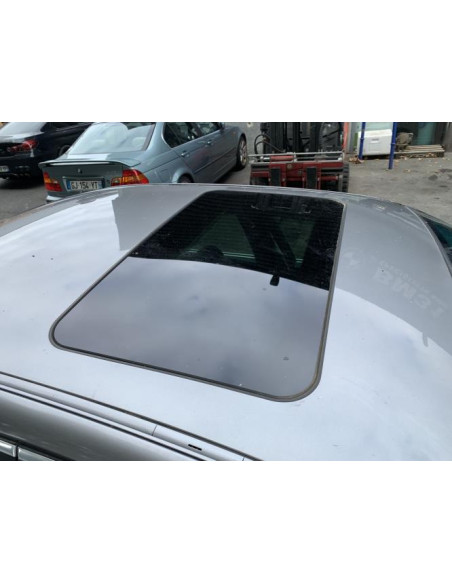 Feu arriere stop central BMW SERIE 5 E39 PHASE 2 Diesel