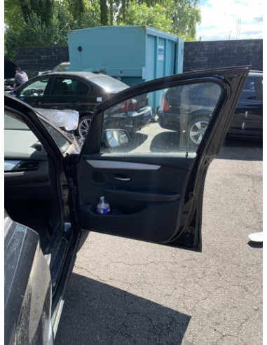 Fusee avant droit BMW SERIE 2 F46 GRAN TOURER PHASE 1 Diesel