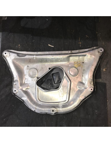 Cache sous moteur BMW  