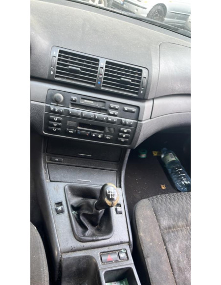 Support de phare gauche (tôle) BMW SERIE 3 E46 PHASE 1 Diesel