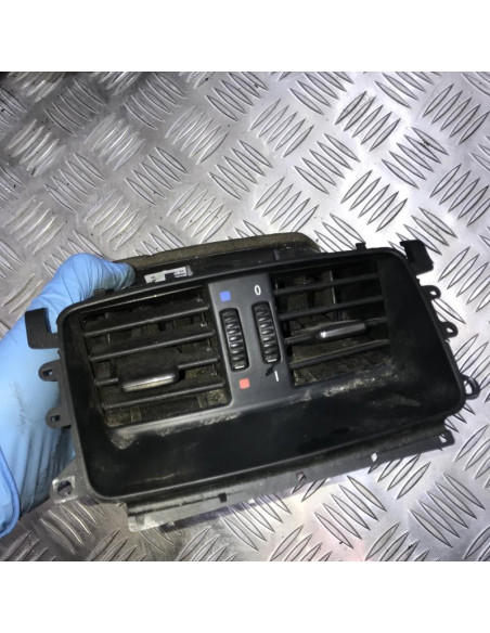 Aerateur tableau de bord BMW SERIE 3 E92 COUPE PHASE 1 Diesel