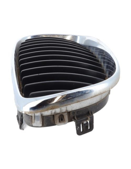 Grille de calandre droite BMW SERIE 1 E81 Diesel