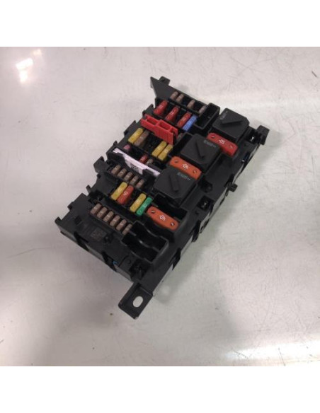 Porte fusible BMW SERIE 2 F45 ACTIVE TOURER PHASE 2 Diesel