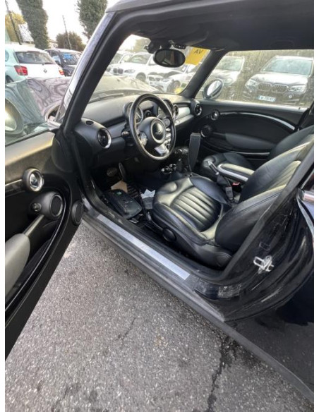 Vitre avant gauche MINI MINI 2 R56 PHASE 1 Essence