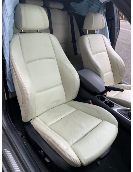 Support poignee porte avant gauche BMW SERIE 1 E81 Diesel