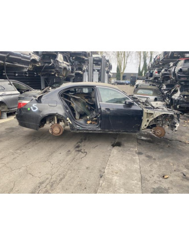 Fusee arriere gauche BMW SERIE 5 E60 PHASE 1 Essence