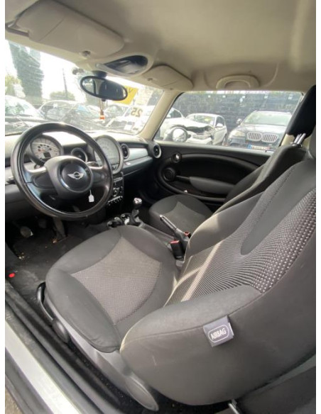 Moquette MINI MINI 2 R56 PHASE 2 Essence