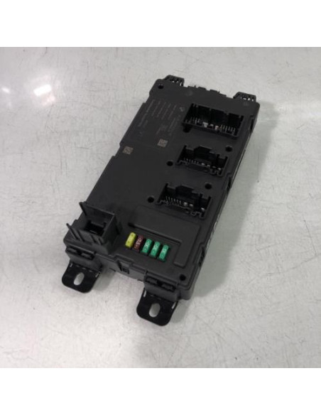 Porte fusible BMW SERIE 1 F20 PHASE 2 Essence