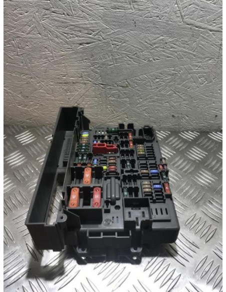Porte fusible BMW SERIE 3 E90 PHASE 2 Diesel