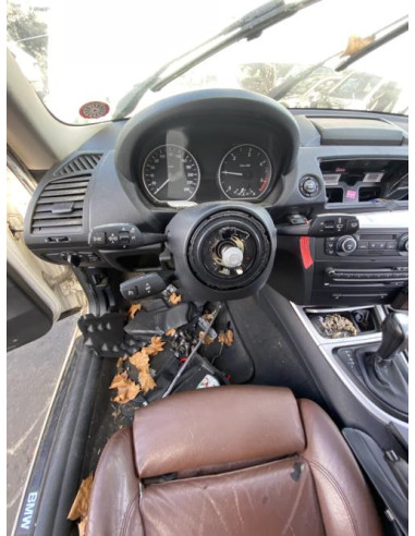 Poignee porte avant gauche BMW SERIE 1 E81 Diesel