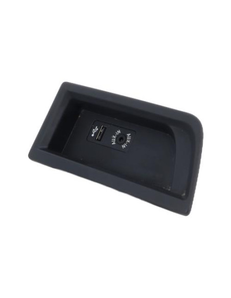 Prise port USB BMW SERIE 1 F20 PHASE 1 Essence