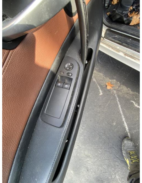 Bas de caisse gauche BMW SERIE 1 E81 Diesel