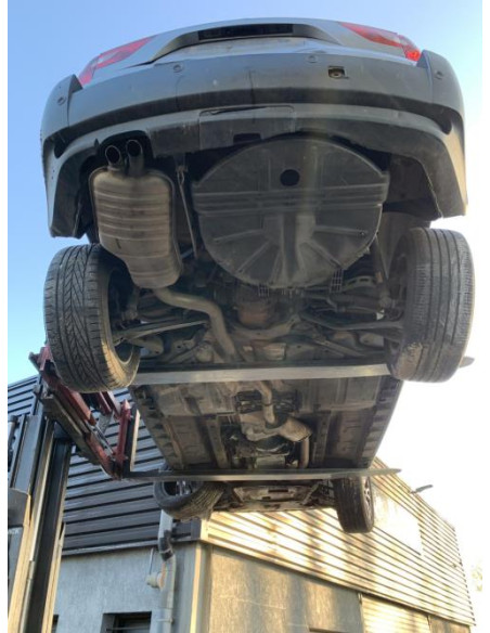 Fusee arriere droit BMW X3 E83 PHASE 1 Diesel