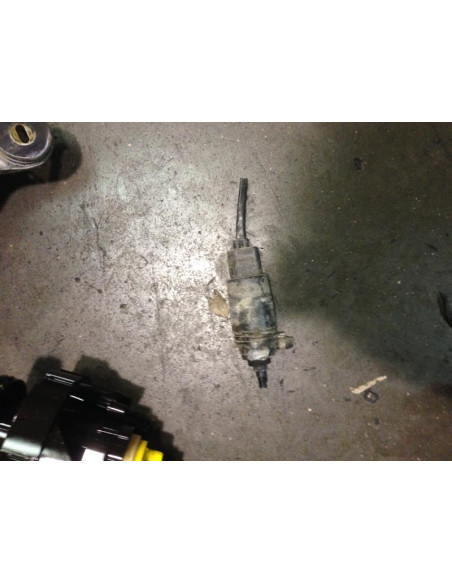 Pompe lave glace avant BMW SERIE 7 E38 Diesel