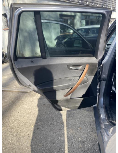 Support de phare droit (tôle) BMW X3 E83 PHASE 1 Diesel
