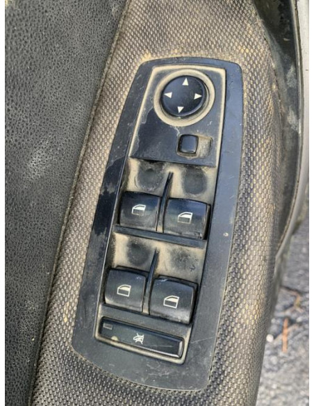 Fusee arriere gauche BMW X3 E83 PHASE 1 Diesel