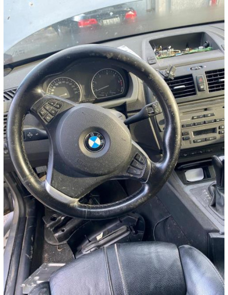 Fusee avant gauche BMW X3 E83 PHASE 1 Diesel