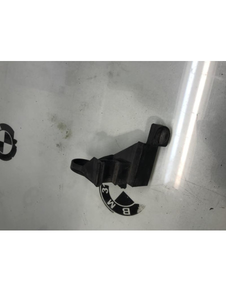 Support de pare chocs avant BMW SERIE 3 (E46) 