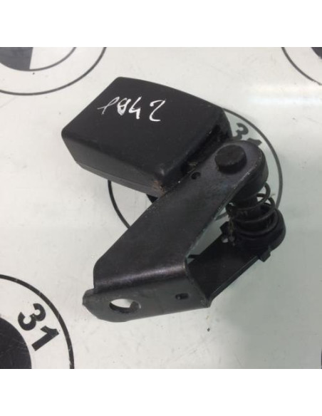 Attache ceinture arriere gauche BMW X3 E83 PHASE 1 Diesel