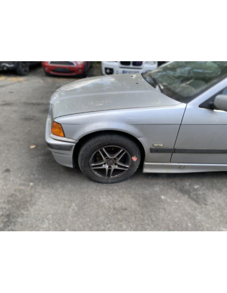 Baguette de porte avant droite BMW SERIE 3 E36 COMPACT Essence