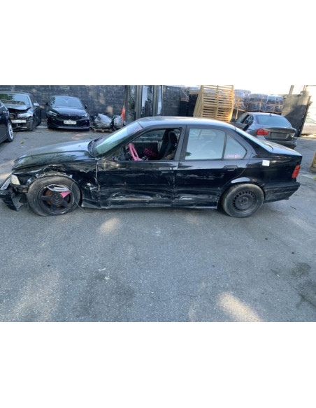 Malle/Hayon arriere BMW SERIE 3 E36 Essence